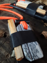 Load image into Gallery viewer, Wazoo Ferro rod Toggle