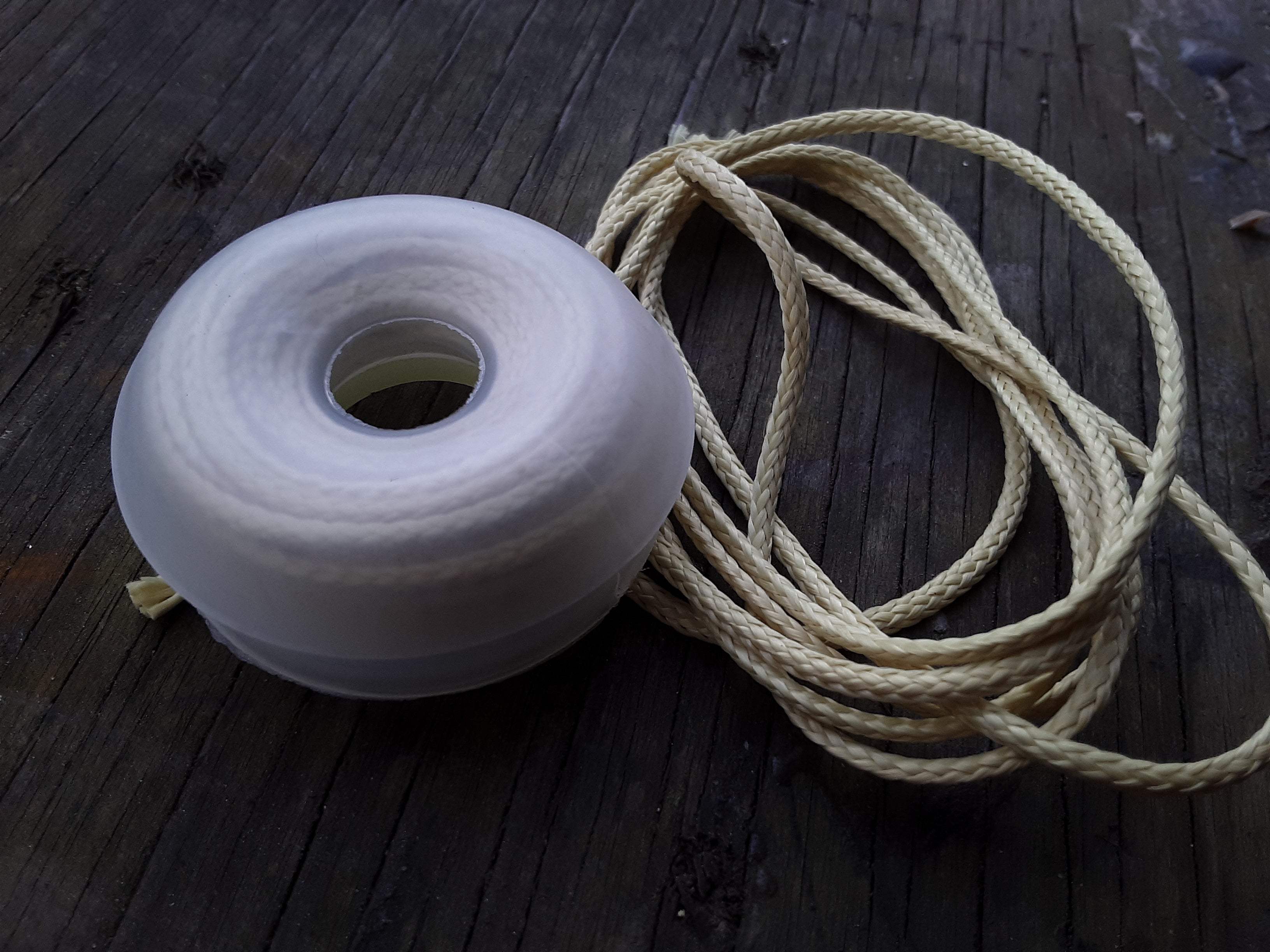 Loaded Glow-spool – Bushcraft Kelso